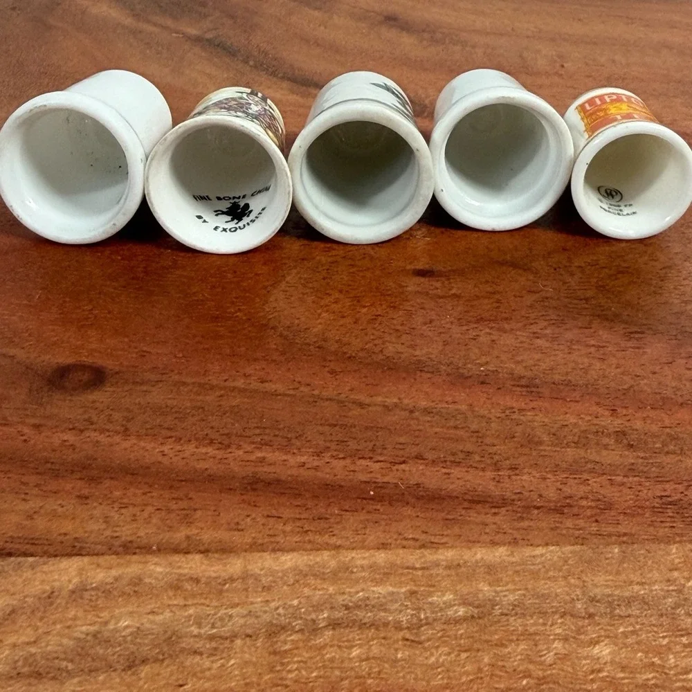 Vintage‎ Thimble Collection Set of 5 Scenic Souvenir Porcelain Collectible